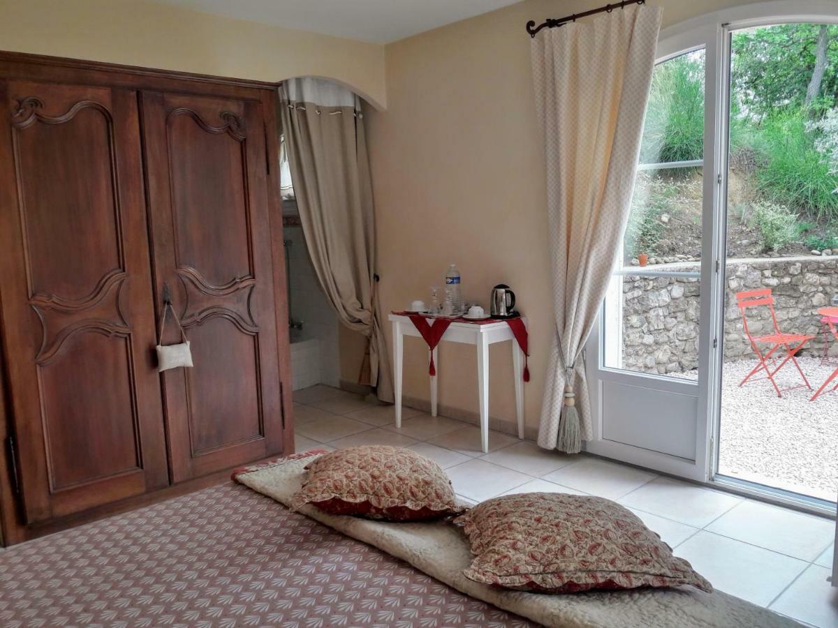 Provence Dodo Bed & Breakfast Villeneuve  Exterior photo